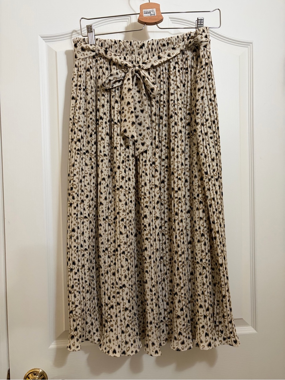 Alice Blue Cream Leopard-Print Pleated Midi Skirt